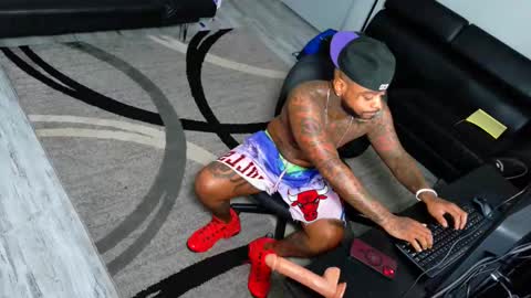 Snapshot of slangondemhoes chatting on December 14, 6:12 pm nasty twitter KASHCARTERATL online show from December 14, 6:12 pm