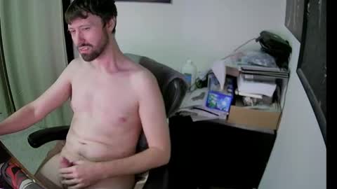 Snapshot of slave2pussy chatting on November 22, 6:12 am slave2pussy online show from November 22, 6:12 am