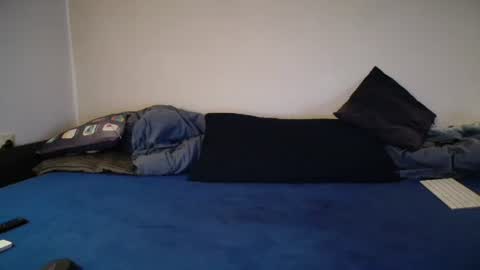 Snapshot of slaveboy17279 chatting on July 3, 8:48 pm SexySlaveBoy online show from July 3, 8:48 pm