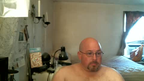Snapshot of slavejim518 chatting on June 21, 1:57 pm slavejim online show from June 21, 1:57 pm