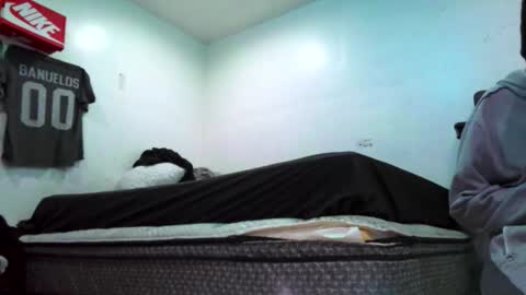 Snapshot of sleazyycarlit chatting on December 15, 8:29 am Sleazyycarlitx online show from December 15, 8:29 am