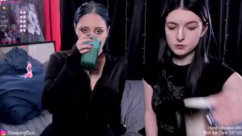 Hi We are Iva and Angela Nice to meet u 3 online show from January 9, 5:37 pm