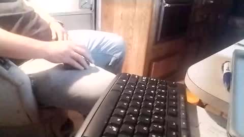 sleepwithyou online show from November 4, 6:34 am