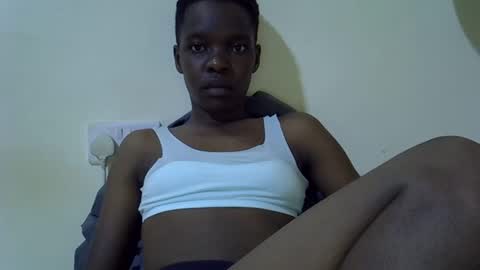 slender_queen online show from April 13, 3:23 am