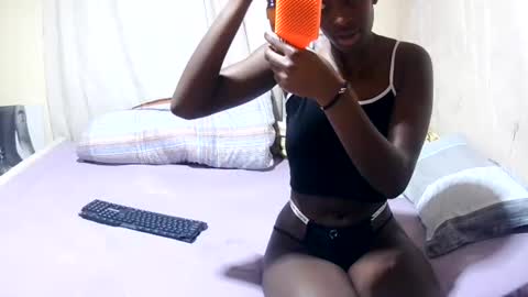 slender_sweetbabe online show from July 15, 11:48 am