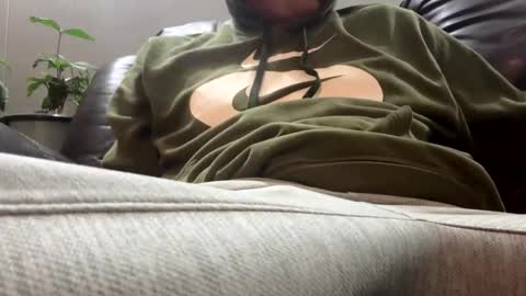 Snapshot of slick2285 chatting on November 12, 8:59 am slick2285 online show from November 12, 8:59 am