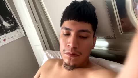 Snapshot of slickbadboy chatting on February 16, 4:47 pm slickbadboy online show from February 16, 4:47 pm