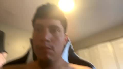 Snapshot of slickbadboy chatting on May 6, 9:31 pm slickbadboy online show from May 6, 9:31 pm