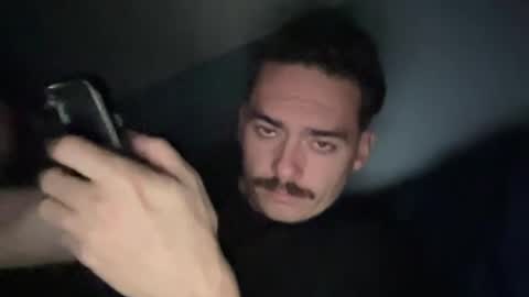 Snapshot of slickmass chatting on January 3, 3:27 am SlickMass online show from January 3, 3:27 am