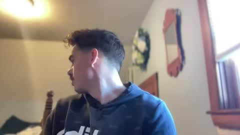 Snapshot of slickmass chatting on January 4, 5:16 pm SlickMass online show from January 4, 5:16 pm