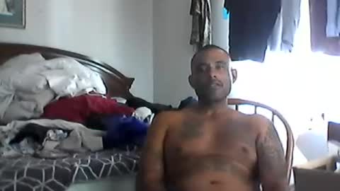 Snapshot of slickstre chatting on July 3, 9:10 pm slickstre online show from July 3, 9:10 pm