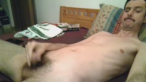 Snapshot of slim38 chatting on February 7, 11:03 pm Alin online show from February 7, 11:03 pm