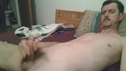 Snapshot of slim38 chatting on October 3, 6:49 pm Alin online show from October 3, 6:49 pm