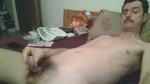 Snapshot of slim38 chatting on December 19, 1:34 am Alin online show from December 19, 1:34 am