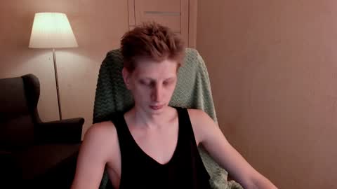 Snapshot of slim_andy chatting on December 21, 1:32 pm Andy online show from December 21, 1:32 pm