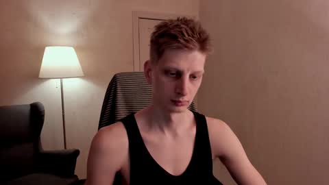 Snapshot of slim_andy chatting on January 16, 1:04 pm Andy online show from January 16, 1:04 pm