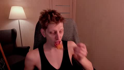 Snapshot of slim_andy chatting on February 2, 7:30 am Andy online show from February 2, 7:30 am