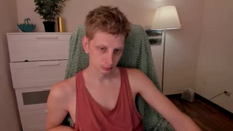 Snapshot of slim_andy chatting on September 11, 7:41 am Andy online show from September 11, 7:41 am