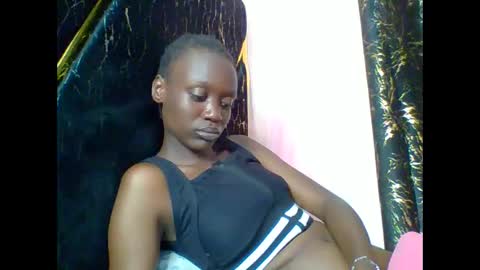 Snapshot of slim_ebony2006 chatting on June 2, 9:50 pm Anna online show from June 2, 9:50 pm