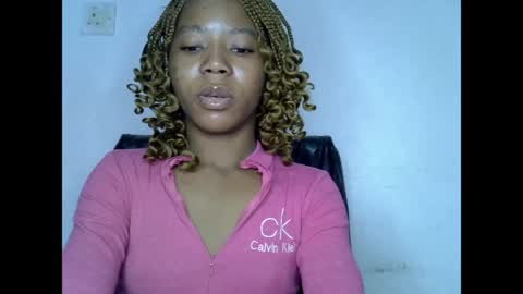 Snapshot of slim_ebonypet chatting on May 31, 10:11 am Crystal online show from May 31, 10:11 am