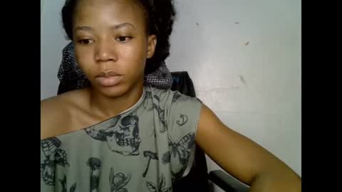 Snapshot of slim_ebonypet chatting on August 6, 12:07 pm Crystal online show from August 6, 12:07 pm