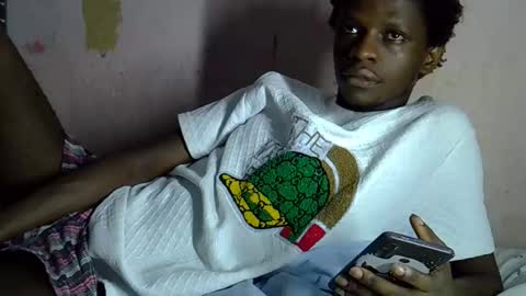 Snapshot of slim_long01 chatting on October 29, 9:22 am slim long01 online show from October 29, 9:22 am