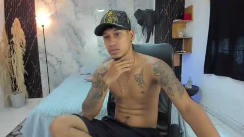 Snapshot of slim_master12 chatting on June 19, 3:16 pm slim_master12 online show from June 19, 3:16 pm