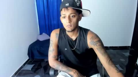 Snapshot of slim_master12 chatting on June 29, 9:59 pm slim_master12 online show from June 29, 9:59 pm