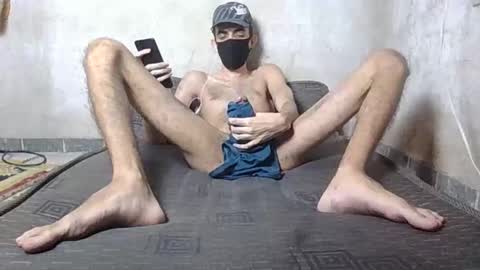 Snapshot of slimdestroyer chatting on February 19, 4:00 pm slimdestroyer online show from February 19, 4:00 pm