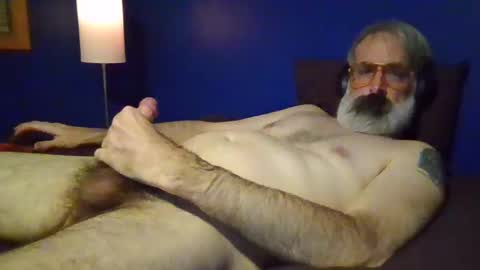 Snapshot of slimglimmer chatting on December 21, 5:47 am Slimglimmer online show from December 21, 5:47 am