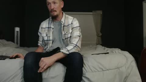 Snapshot of slimjp chatting on November 18, 1:33 am slimjp online show from November 18, 1:33 am