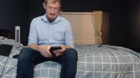 Snapshot of slimjp chatting on December 5, 2:42 am slimjp online show from December 5, 2:42 am