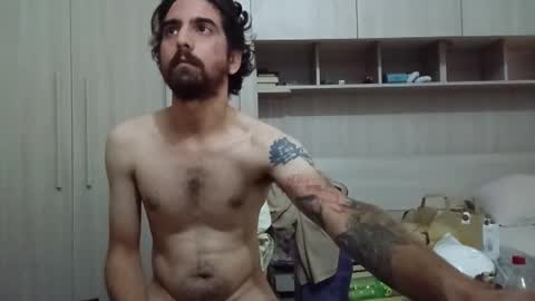 Snapshot of slimteaser089 chatting on October 4, 8:18 pm SlimTeaser089 online show from October 4, 8:18 pm