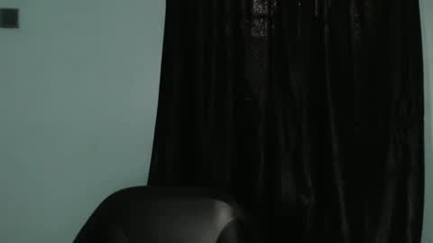 slimzyxdoll online show from March 3, 8:49 am