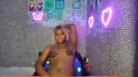 slimzyxdoll online show from July 13, 9:28 pm