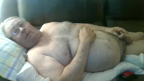 slippery_duck online show from May 10, 10:53 am