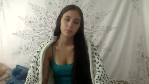 sloaneharperxo online show from June 19, 5:39 pm