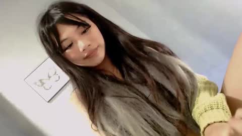 slut4attention online show from June 5, 7:47 am