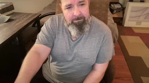 Snapshot of slut_slave_cfnm chatting on December 28, 8:26 am slut online show from December 28, 8:26 am