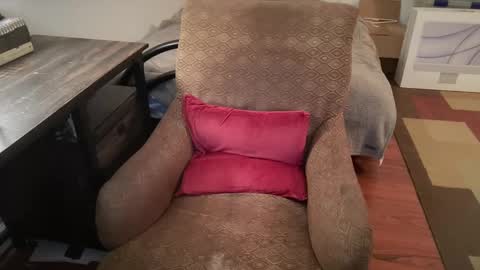 Snapshot of slut_slave_cfnm chatting on January 3, 11:01 pm slut online show from January 3, 11:01 pm