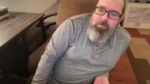 Snapshot of slut_slave_cfnm chatting on January 22, 4:34 am slut online show from January 22, 4:34 am