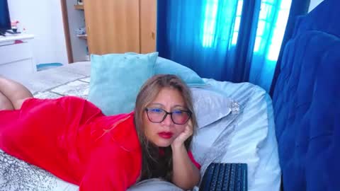 Slutdirtyxxx online show from June 24, 12:26 pm