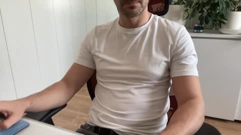 Slutguy81 online show from March 3, 1:50 pm