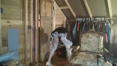 slutjennifertransxx online show from February 21, 3:18 am