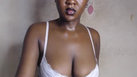Snapshot of sluttx_choco chatting on June 2, 11:45 am sluttx_choco online show from June 2, 11:45 am