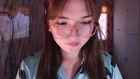 slutty_hannaxx online show from August 2, 12:31 am