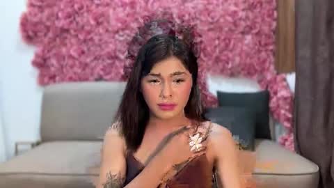 Snapshot of slutty_lavinia chatting on October 8, 3:09 pm Slutty Lavinia online show from October 8, 3:09 pm