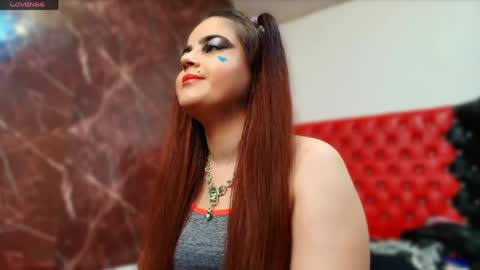 Snapshot of slutty_milf_bitch chatting on June 3, 8:39 am Ana online show from June 3, 8:39 am