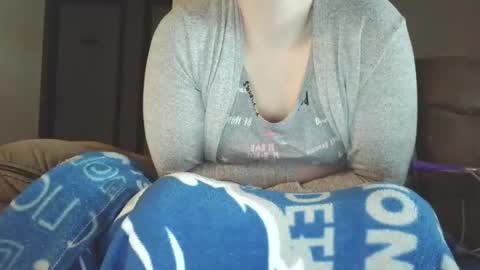 Slutty redhead3 online show from May 26, 12:50 am