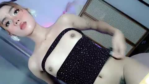 Snapshot of slutty_rose69 chatting on June 20, 6:27 am slutty_rose69 online show from June 20, 6:27 am